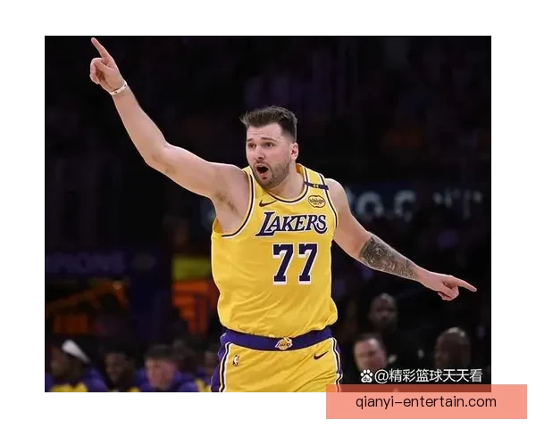 东契奇单月得分突破600再获大奖 詹姆斯转发祝贺称赞表现卓越